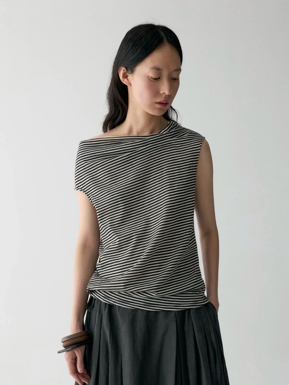 Asymmetric Striped Boatneck Tank Top - Black & White